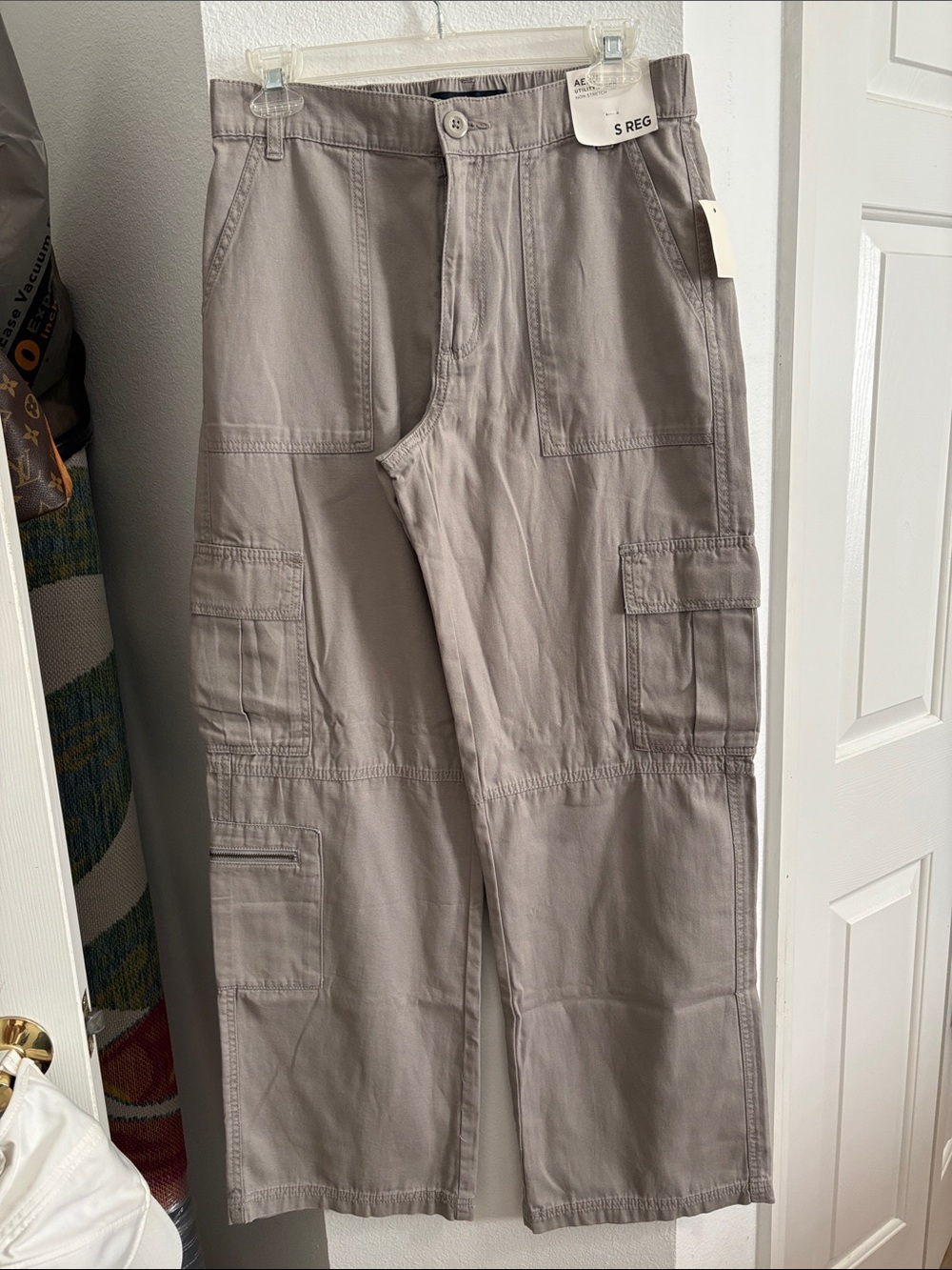 Aeropostale Wide Leg Cargo Pants - Light Gray
